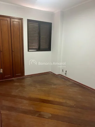 Imagem Este espaçoso apartamento de 100 m² está localizado em uma das regiões mais tradicionais de Camp...