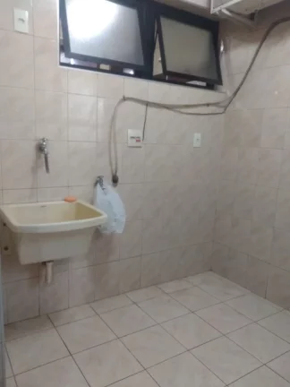 Imagem Excelente apto Ed. Flavia com portaria virtual, repleto de armários, sol da manhã nos quartos e sa...