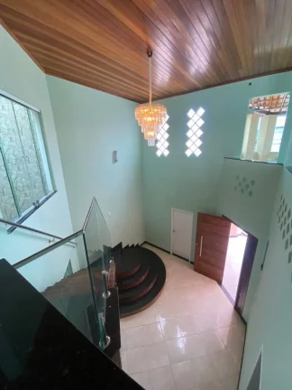 Imagem Casa à venda em Farolândia com 3 quartos e 230m² - Ótima oportunidade!