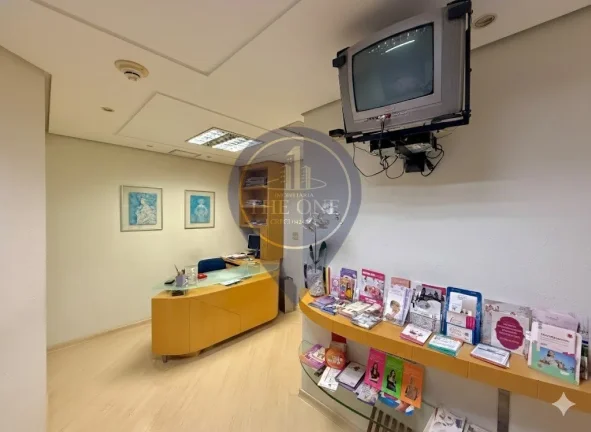 Imagem Conjunto Comercial à Venda em Moema com 2 Banheiros, 1 Vaga e 47m² - São Paulo-SP
