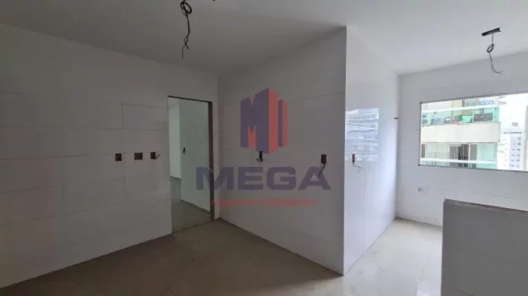Imagem Maravilhoso imóvel com 3 quartos/suíte na região mais nobre da Praia da Costa. Em frente ao Shopping