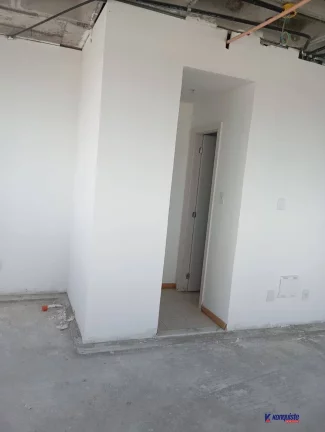 Imagem VENDO TRÊS SALAS CONJUGADAS NO EDIFICIO ICONE TAWER