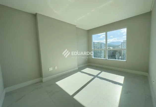 Imagem Apartamento no Edificio Garden Square com 4 suítes à venda, 179 m² - Meia Praia
