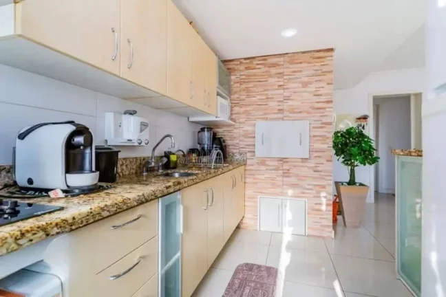 Imagem Apartamento Impecável de 3 dormitórios e 2 vagas