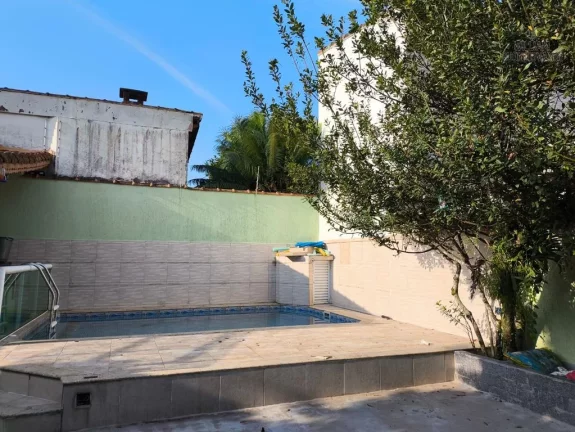 Imagem Casa isolada em Praia Grande com Piscina e área gourmet, 264m área total!