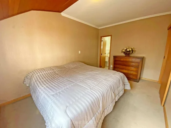 Imagem Apartamento duplex à venda no Condomínio Village de Lacoline – Campos do Jordão
