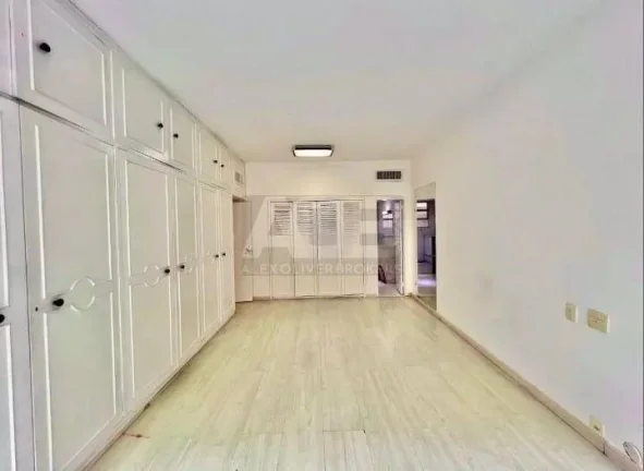 Imagem Apartamento à venda em Botafogo, 4quartos, 2 vagas e 270m2