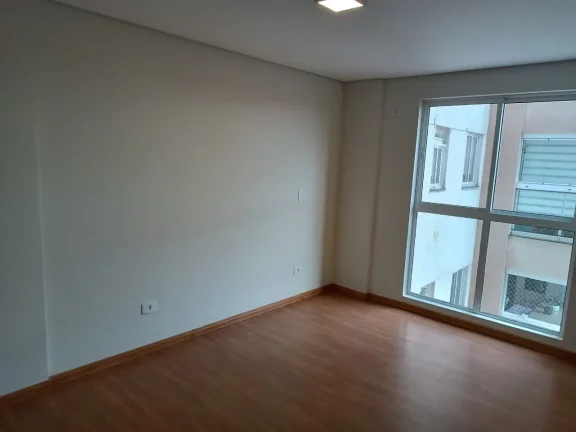Imagem Apartamento para Venda em São José dos Pinhais, São Pedro, 3 dormitórios, 1 suíte, 2 banheiros, 1 vaga