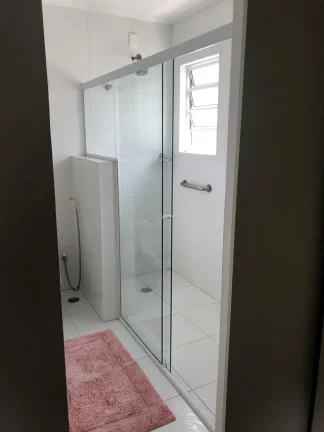 Imagem Casa Sobrado Jardim Paulista - 271M², 3 Dorms, 1Suíte, 2 Vagas, Armários em todos os cômodos.