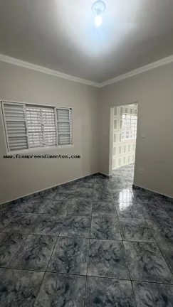 Imagem Casa para Venda em Limeira, Jardim Nova Suíça, 4 dormitórios, 2 banheiros, 1 vaga