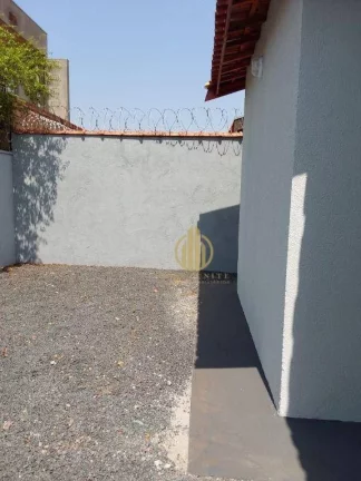 Imagem Casa com 2 dormitórios à venda, 72 m² por R$ 310.000,00 - Jardim Ângelo Jurca - Ribeirão Preto/SP