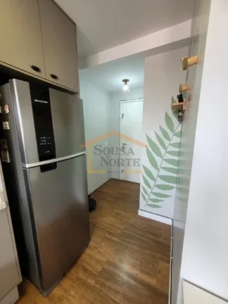 Imagem Apartamento com 40 m². Possui 2 dormitórios, 1 banheiro, piso em porcelanato em todos os ambientes...