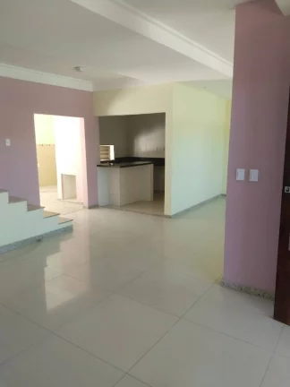 Imagem Casa à Venda no Bairro Farolândia - 4 Quartos, 2 Vagas de Garagem
