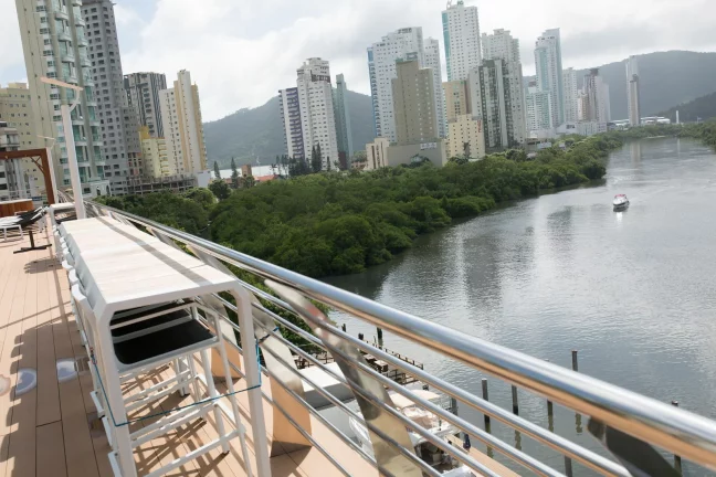 Imagem Cobertura com 3 dormitórios à venda sendo 3 suítes, 336 m² por - R$ 12.000.000,00 - Centro - Bal. Camboriú/SC