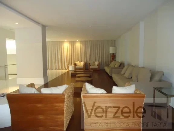 Imagem Frente ao Mar para Venda em Balneário Camboriú / SC no bairro Centro