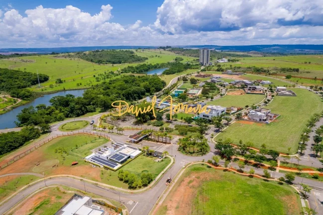Imagem ÓTIMO LOTE COM 492 M² - LOTE DE ESQUINA