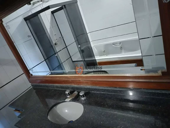Imagem Apartamento Duplex com 1 dormitório à venda, 64 m² por R$ 290.000 - Centro - São Vicente/SP