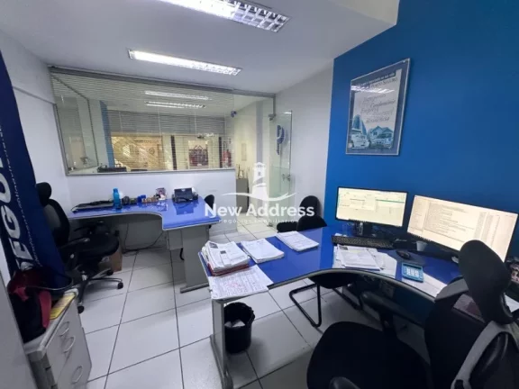 Imagem Sala comercial de 40 m² na Praia do Canto - Vitória!