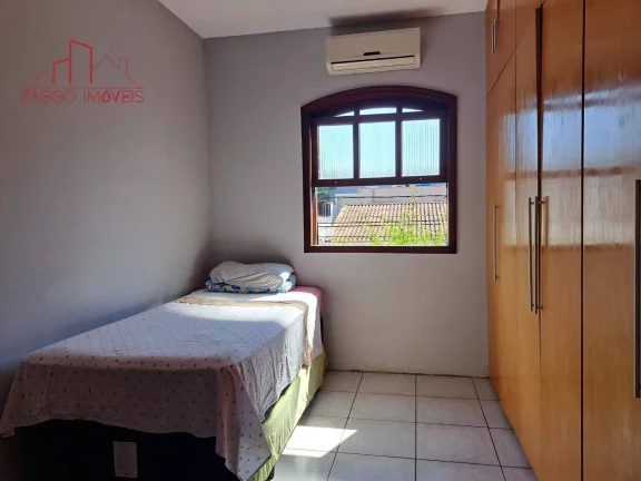 Imagem Casa com Piscina 157m² - 4 Dorm - Suíte - 2 Vagas - Sto Amaro