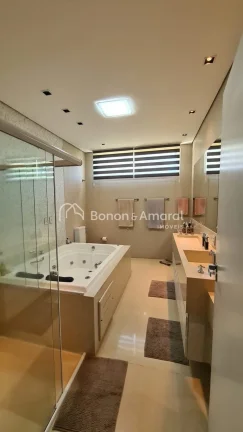 Imagem Se você busca um imóvel sofisticado em meio à natureza, com infraestrutura de lazer completa, seg...