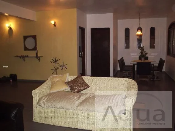 Imagem Casa para Venda em Itanhaém, Parque Augustus, 4 dormitórios, 1 suíte, 3 banheiros, 6 vagas