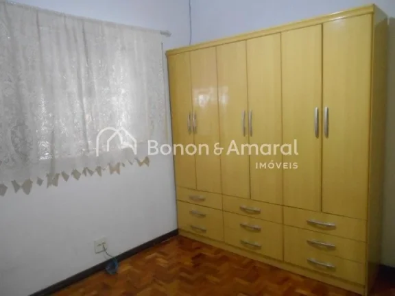 Imagem Casa grande e confotável à venda no tradicional e bem conceituado bairro Vila Nogueira, localizado...