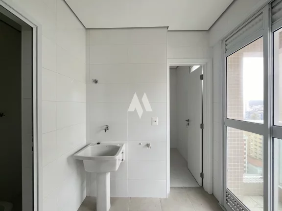 Imagem Apartamento Alto Padrão à venda com 3 suítes e Vista para o mar no bairro José Menino em Santos/SP
