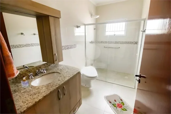 Imagem Sobrado à venda com 4 quartos, sendo 1 suíte, em Vila Sônia, São Paulo - SP