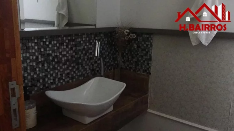 Imagem VENDE UM SOBRADO COM 5 DORMITÓRIOS EM SANTO ANTÔNIO DO PINHAL