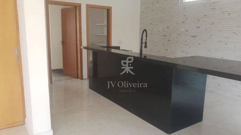 Imagem Casa em condomínio à venda, 300 m², 3 suítes, 4 banheiros, 4 vagas - Jardim Caiapia - Cotia/SP