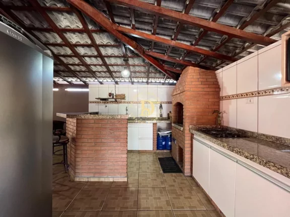 Imagem Chácara Buquirinha - São José dos Campos - 4 dormitórios (1 suíte) - 1.504m²