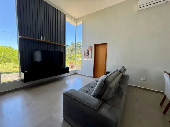 Imagem Casa com 4 suítes em condomínio em Porangaba - SP