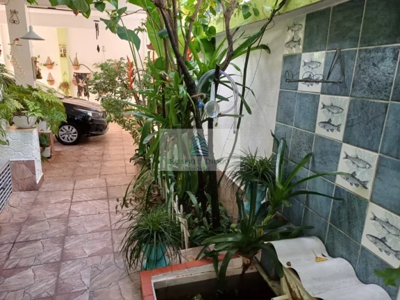 Imagem Imperdível oportunidade! Casa em condomínio à venda no Rio de Janeiro-RJ, 4 quartos, 2 suítes, 2 salas, 3 banheiros, 4 vagas, 230m².