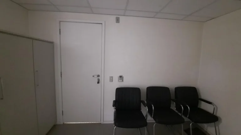Imagem Sala Comercial para Venda em Rio de Janeiro, Barra da Tijuca, 1 banheiro, 1 vaga