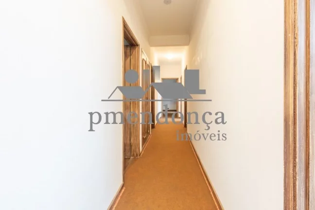 Imagem Apartamento em Higienópolis com 3 dormitórios (1 suíte) e 2 vagas, 240m²