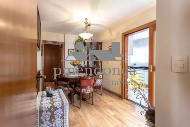 Imagem Apartamento com 190m² na Rua Paraguassú, 4 quartos ( 3 suítes) e 3 vagas.