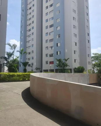 Apartamento 2 dormitórios, 2 piscinas FL11
