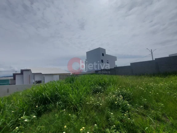 Imagem Terreno aclive condomínio Blue Garden, São Pedro da Aldeia - RJ