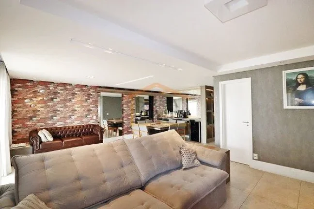 Imagem Apartamento altão padrão, 3 dormitórios, sendo 3 suítes com armários, living para 3 ambientes, ...