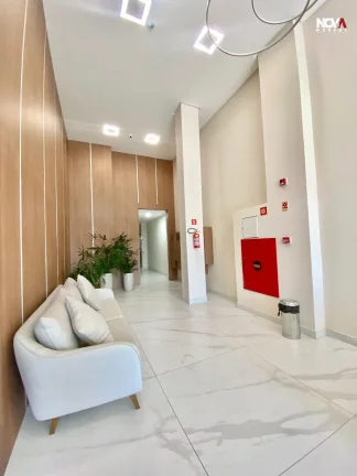 Imagem Já viu um apê de 2 quartos com cara (e espaço) de 3?

Prepare-se pra se surpreender com esse apê...