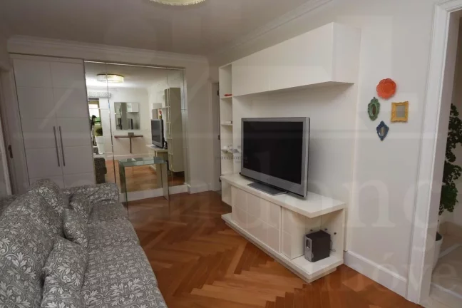 Imagem Excelente apartamento de alto padrão com 292 m² bem distribuídos, decorado de forma clean e harmo...