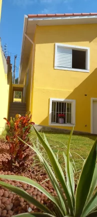 Imagem Sobrado Excelente com 76 m² 2 Dormitorios e 2 Vagas de Garagens