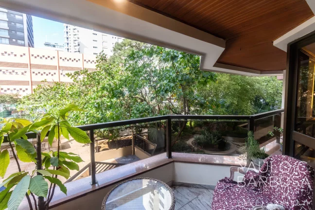 Imagem Itaim Bibi Locação - 3 Suítes - 2 Vagas - 190m²