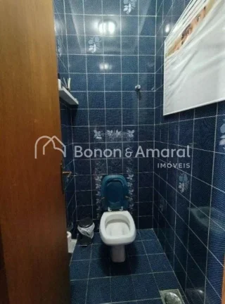Imagem ESTA LINDA CASA ESTÁ A VENDA E PODE SER SUA. IMAGINE USUFRUIR COM SUA FAMÍLIA DESTA RESIDÊNCIA ES...