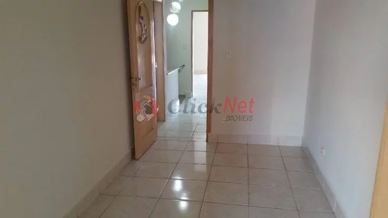 Imagem Casa Assobradada para Venda no bairro Vila Camilópolis, 2 dormitórios, 1 suíte, 8 vagas, 317m² m, 153m² m