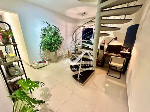 Imagem Cobertura com 3 dormitórios à venda, 158 m² por R$ 960.000,00 - Encruzilhada - Santos/SP