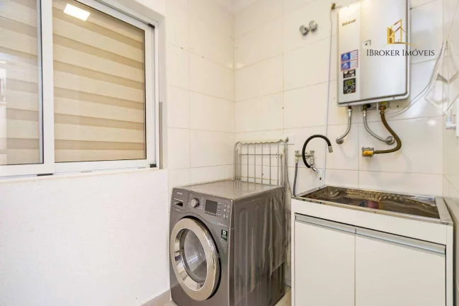 Imagem Sobrado mobiliado com 3 suítes à venda, 185 m² por R$ 1.530.000 - Uberaba - Curitiba/PR