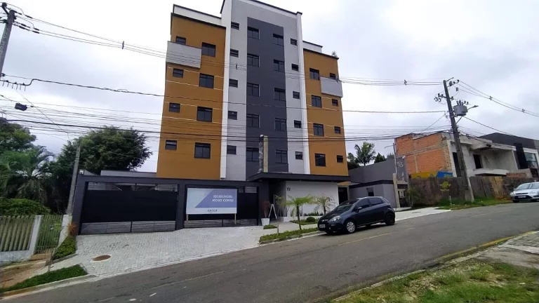 Imagem Cobertura Duplex para Venda em São José dos Pinhais, São Cristóvão, 4 dormitórios, 1 suíte, 2 banheiros, 2 vagas