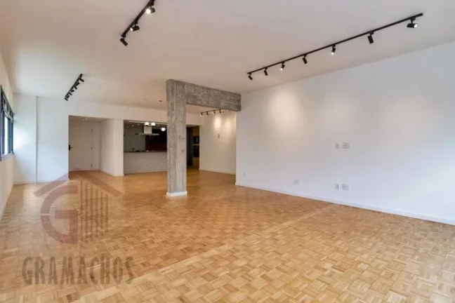 Imagem Apartamento à Venda 220m² | 3 Dormitórios + 2 Vagas | Rua Haddock Lobo