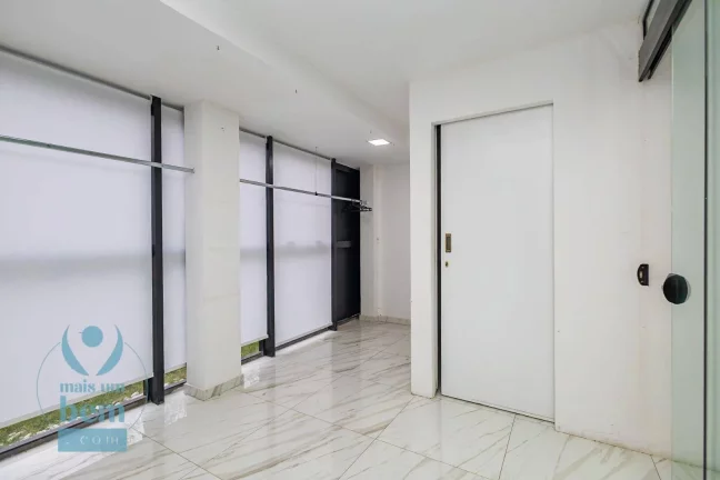 Imagem Prédio Comercial com elevador Panorâmico à venda, 833,49m² por R$ 7.000.000 - Seminário - Curitiba/PR
